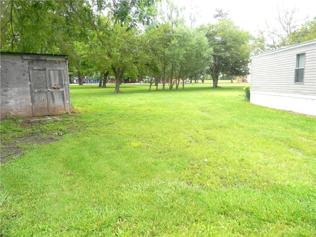 504 N Locust Street — photo 5