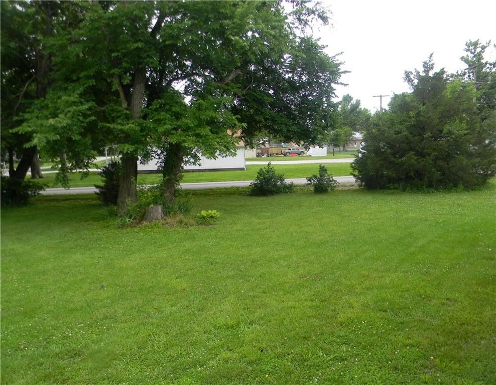 504 N Locust Street — photo 7
