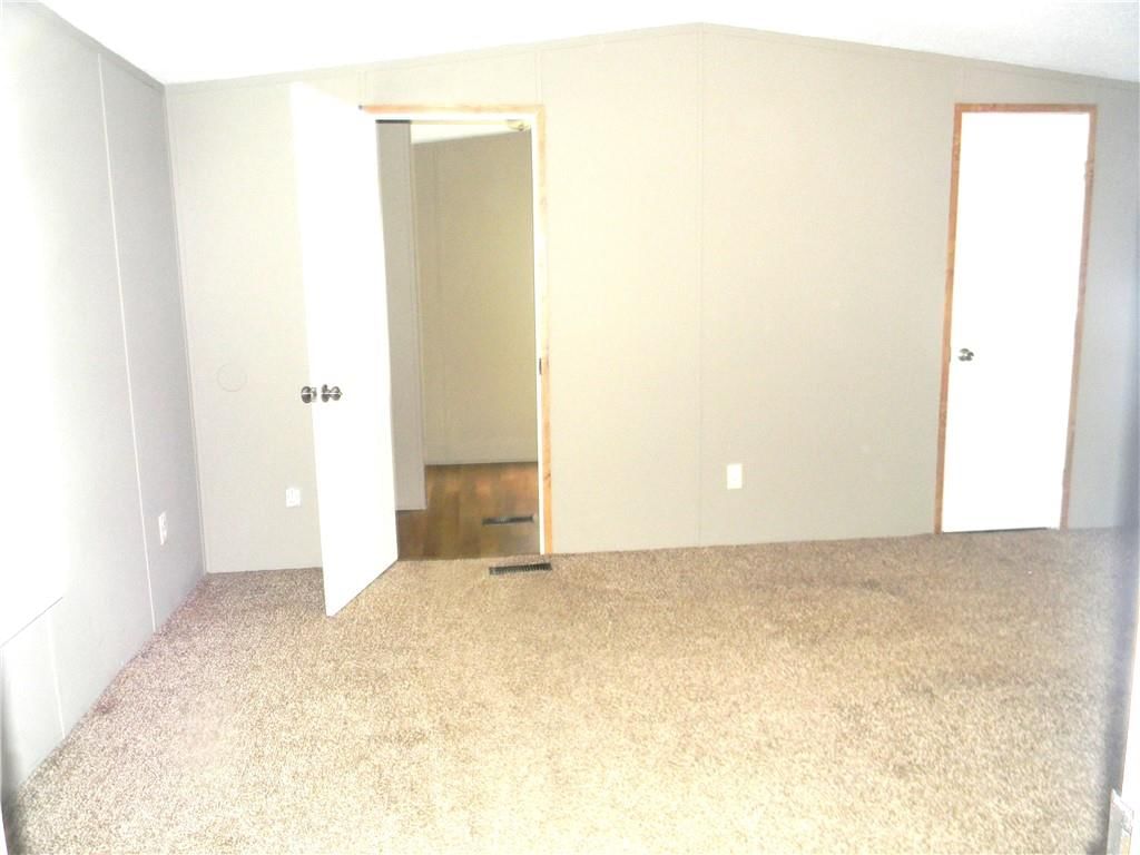 504 N Locust Street — photo 22