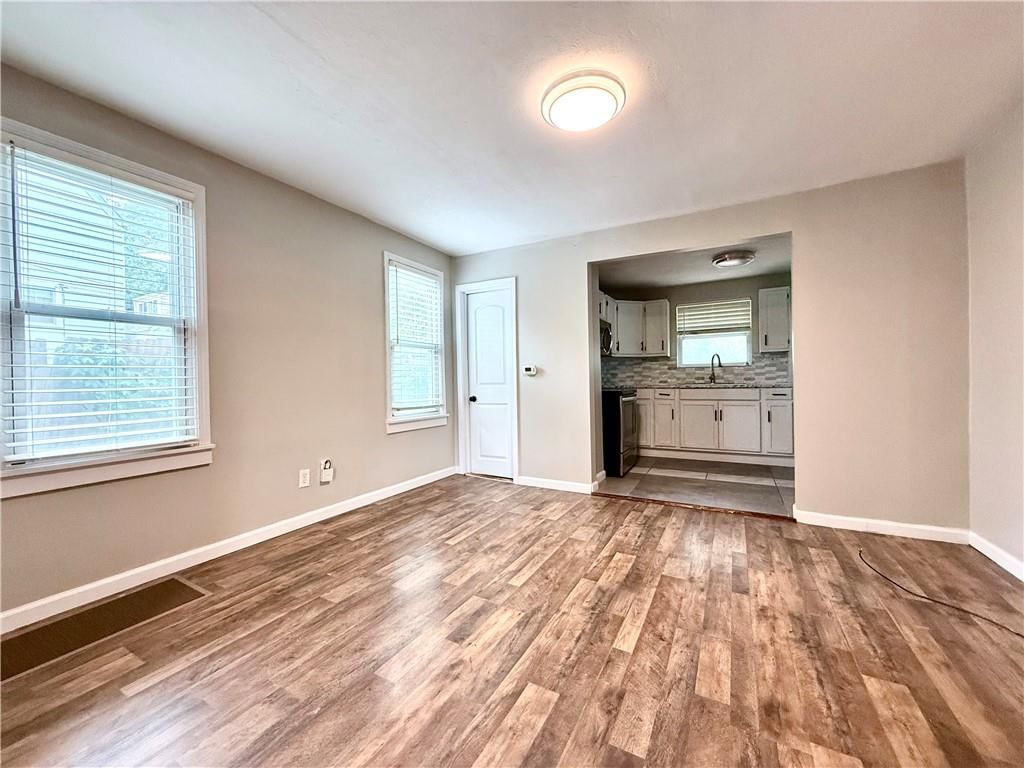 4732 Farley Avenue — photo 5