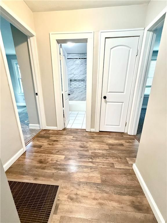 4732 Farley Avenue — photo 10
