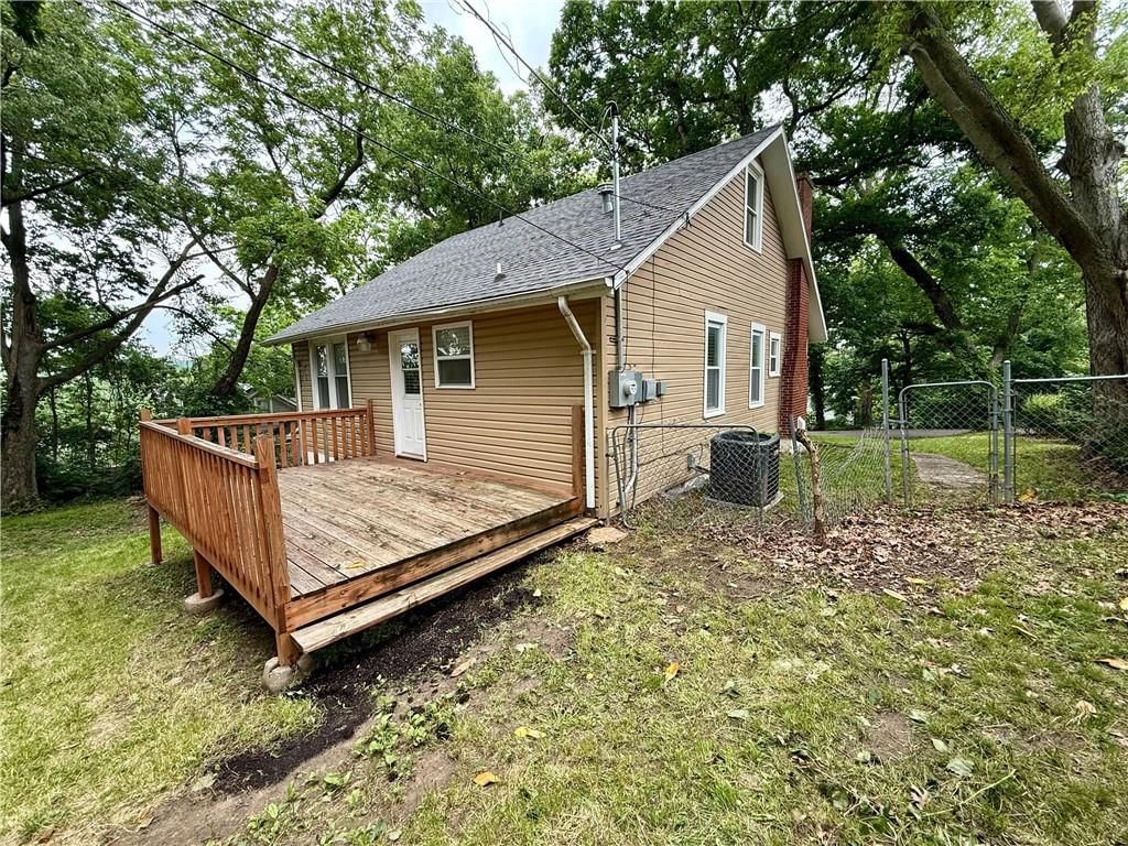 4732 Farley Avenue — photo 37