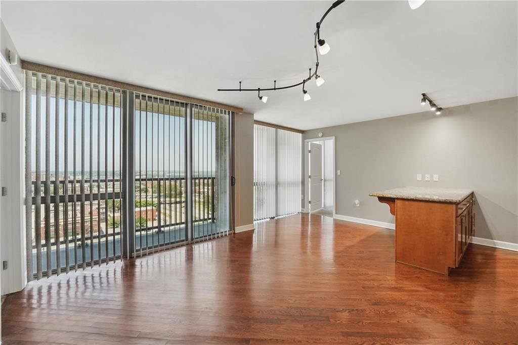 600 E Admiral Boulevard — photo 8