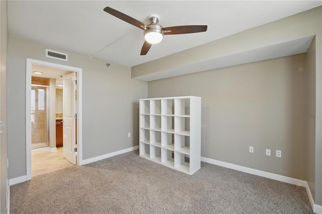 600 E Admiral Boulevard — photo 17
