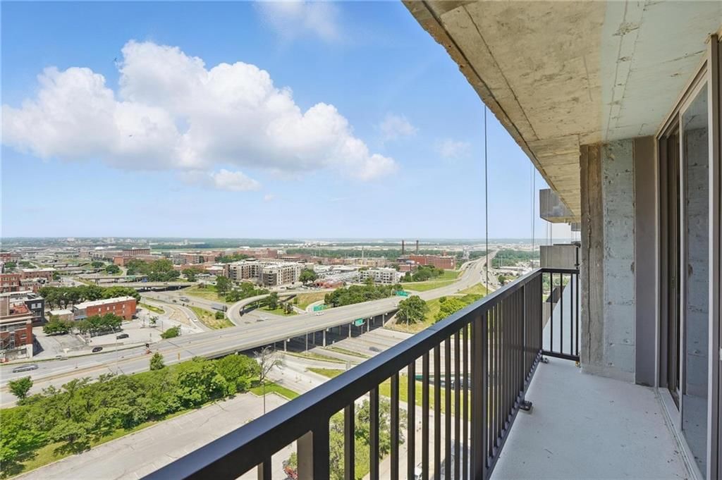 600 E Admiral Boulevard — photo 22