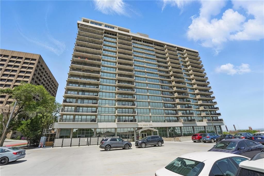 600 E Admiral Boulevard — photo 37