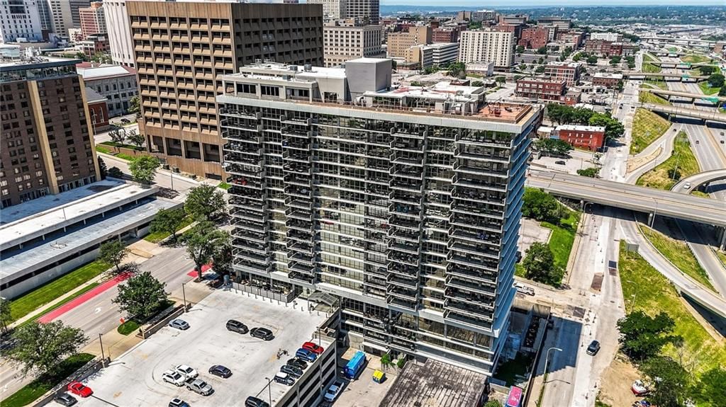 600 E Admiral Boulevard — photo 41