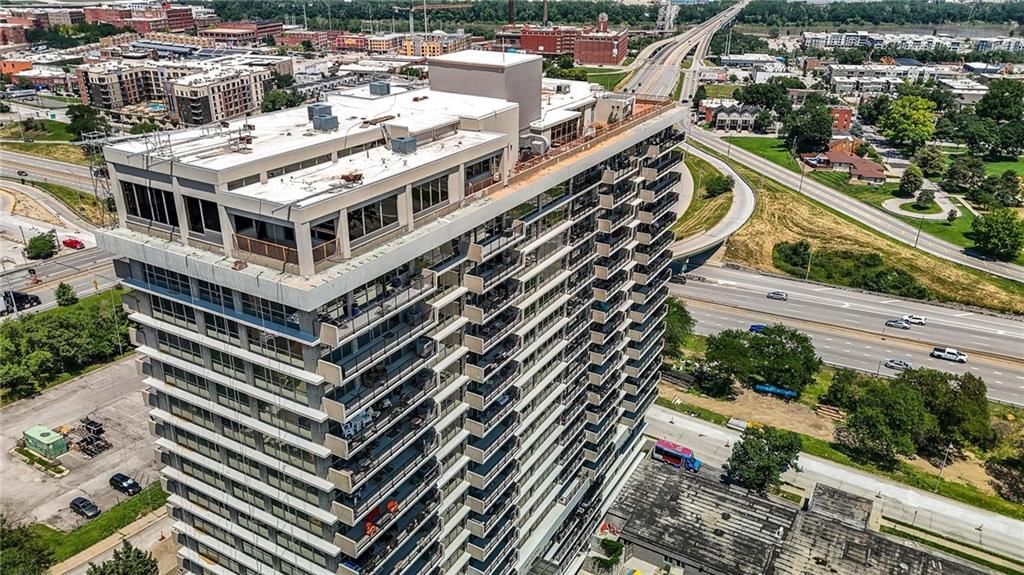 600 E Admiral Boulevard — photo 44