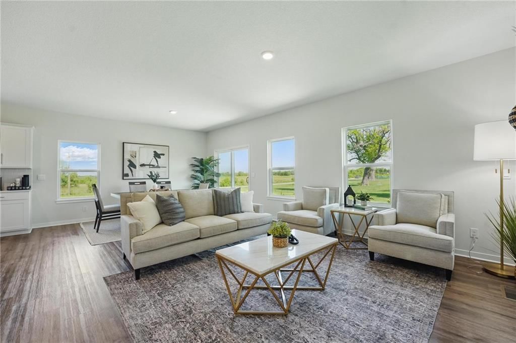 809 Bentley Drive — photo 9