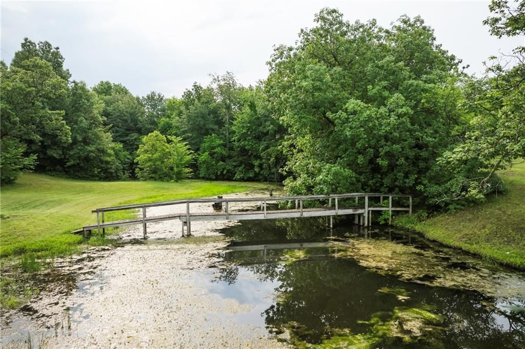 35705 E Rd Mize Road, Oak Grove, MO