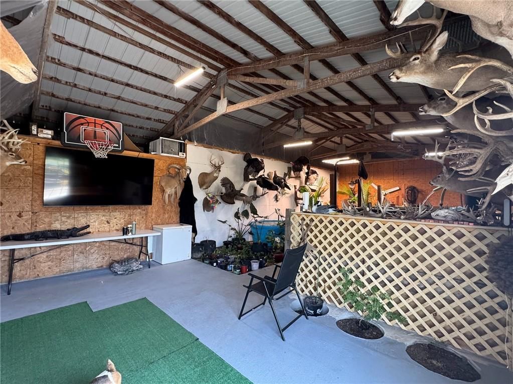 882 260th Street — photo 34
