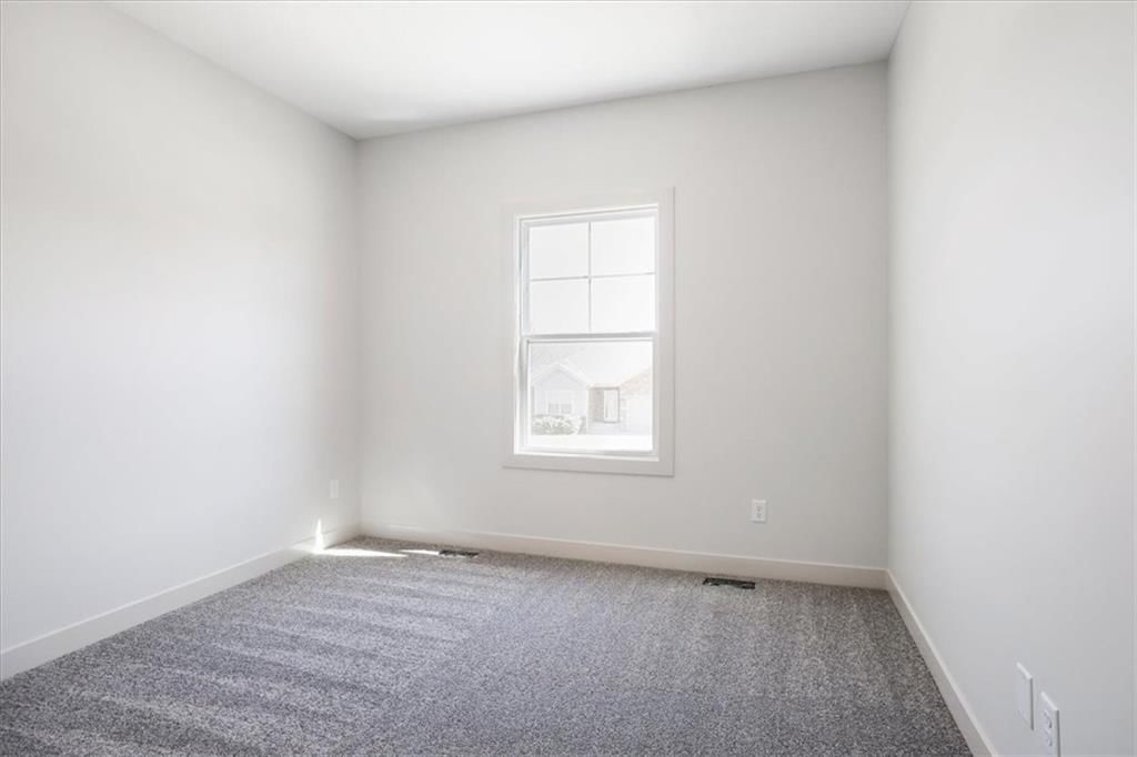 18410 Rock Creek Drive — photo 26