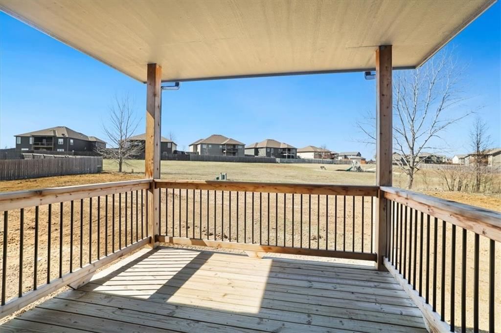 18410 Rock Creek Drive — photo 32