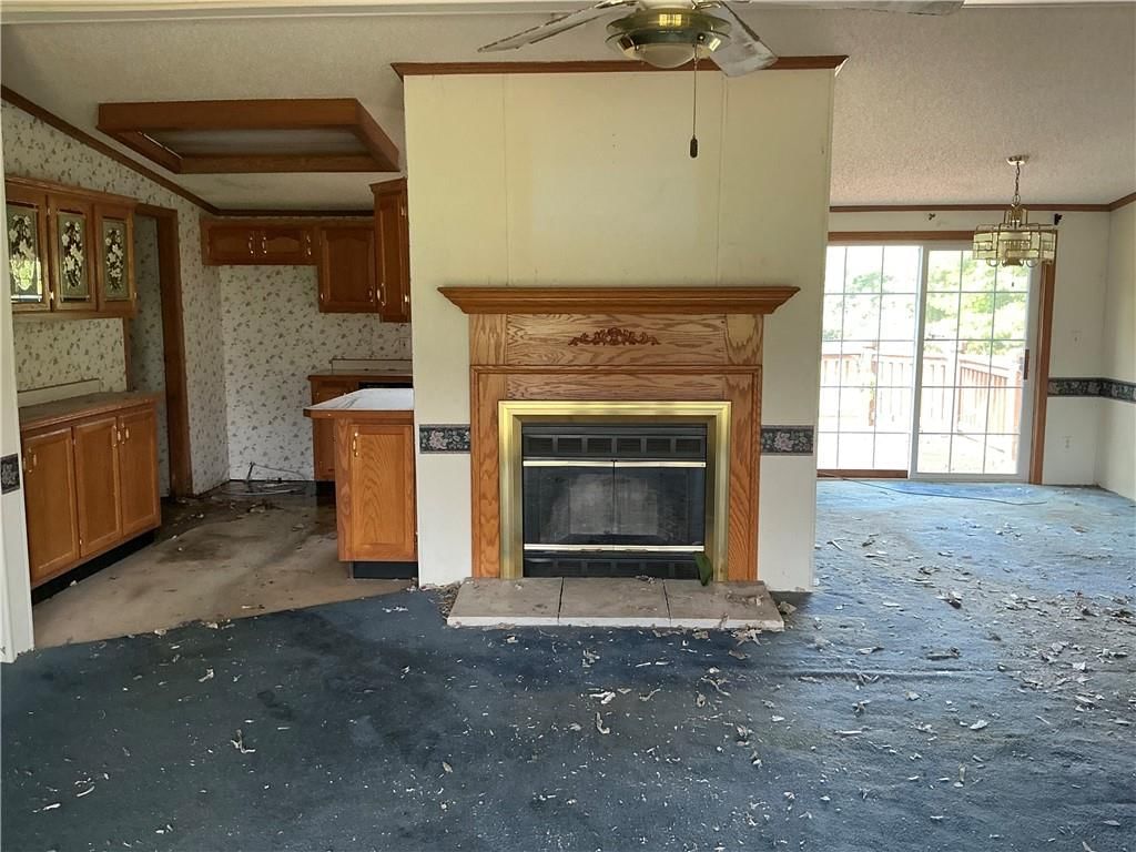 18884 W 319th Street — photo 3