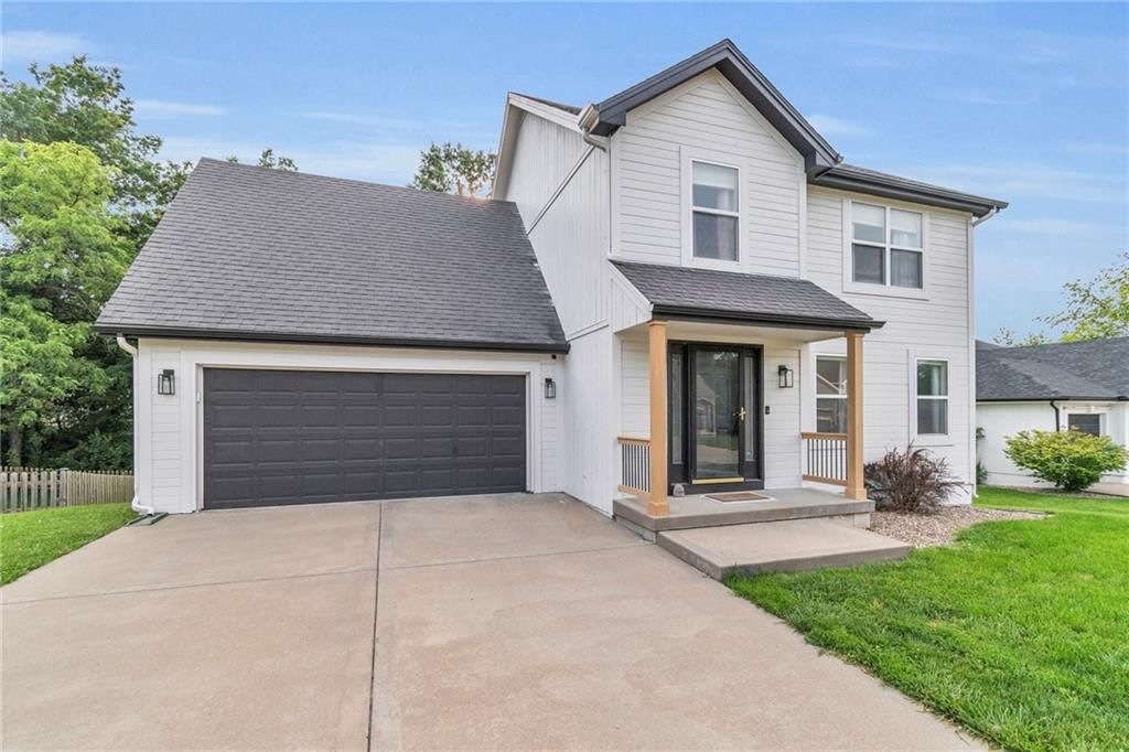 Photo 4 of 36 - 1610 Renea Court