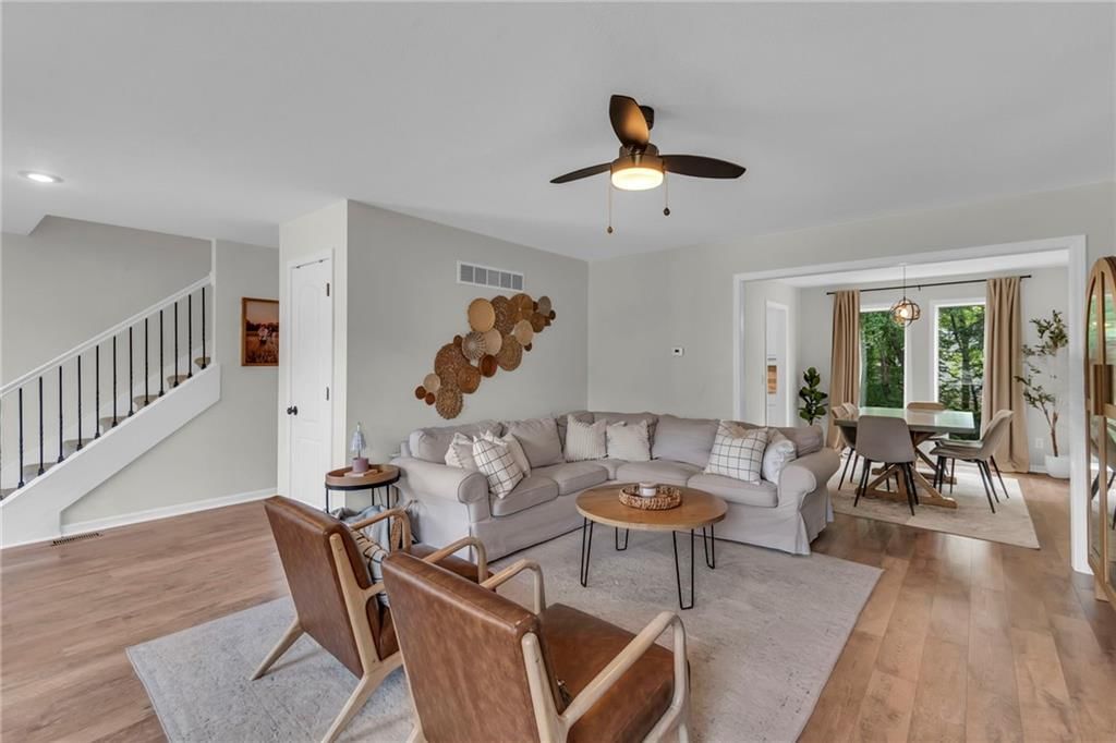 Photo 6 of 36 - 1610 Renea Court
