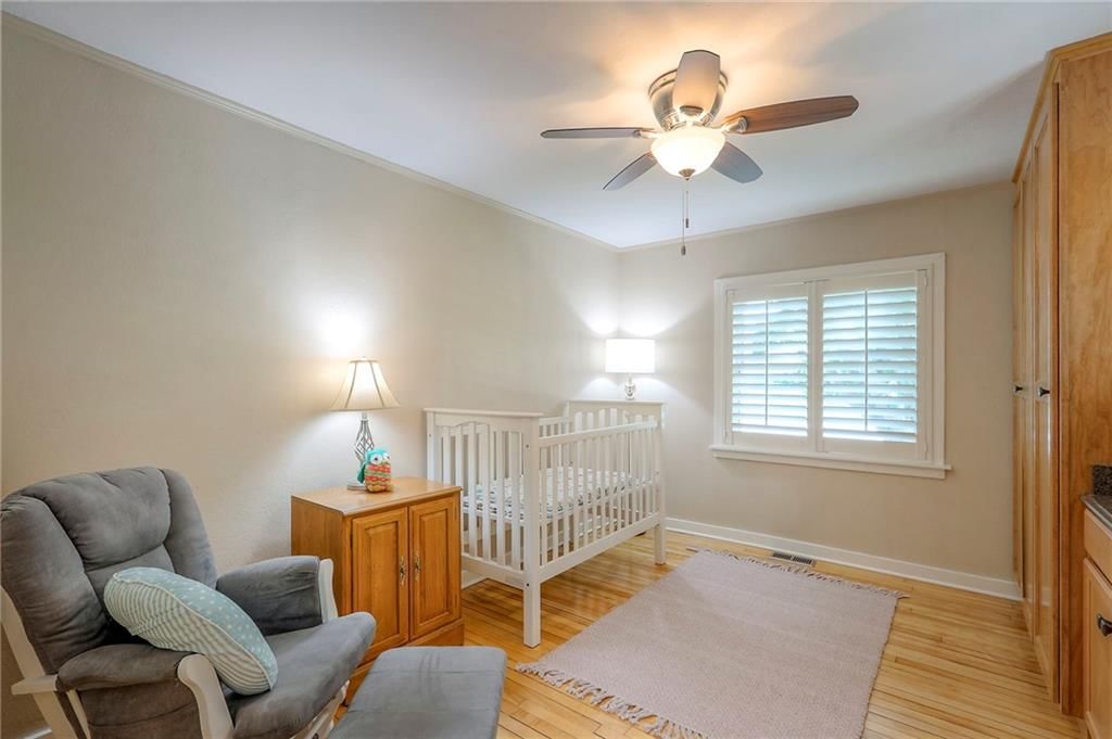 115 NE Green Street — photo 23
