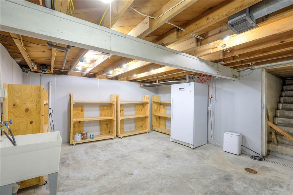 115 NE Green Street — photo 29