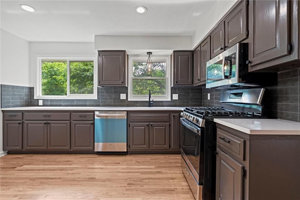 4904 Ballentine Street — photo 13
