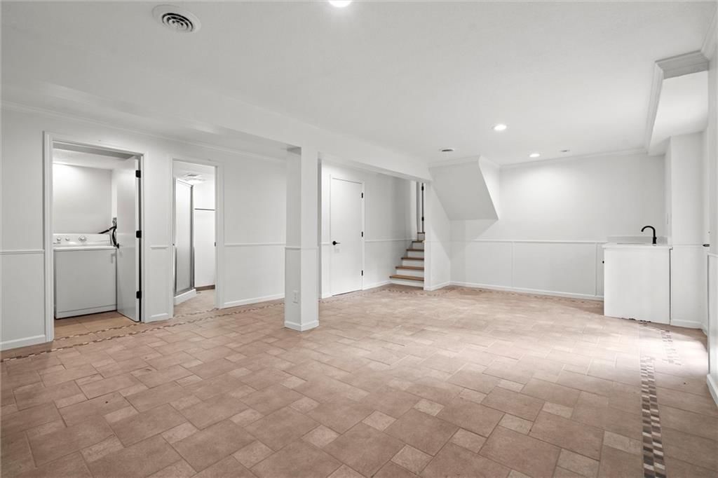 4904 Ballentine Street — photo 32