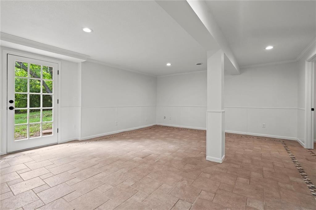 4904 Ballentine Street — photo 33
