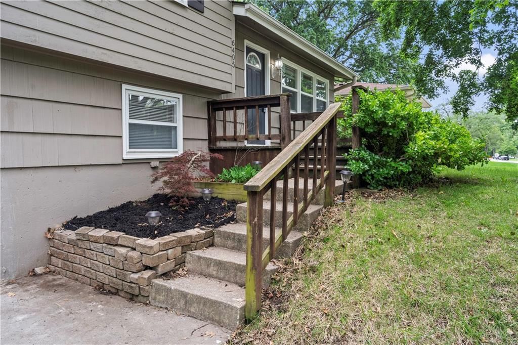 6405 N Wayne Avenue — photo 4