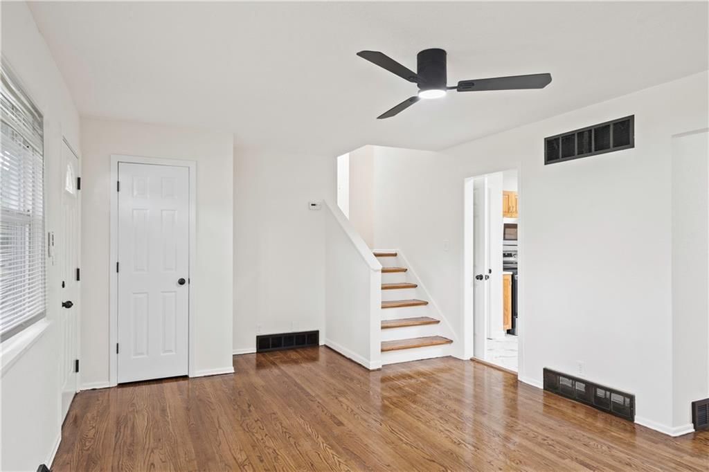 6405 N Wayne Avenue — photo 5