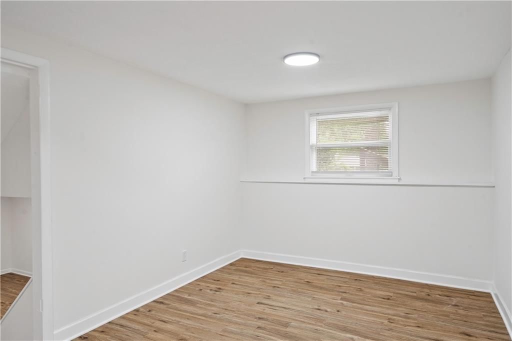 6405 N Wayne Avenue — photo 14