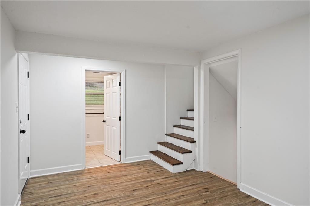 6405 N Wayne Avenue — photo 16