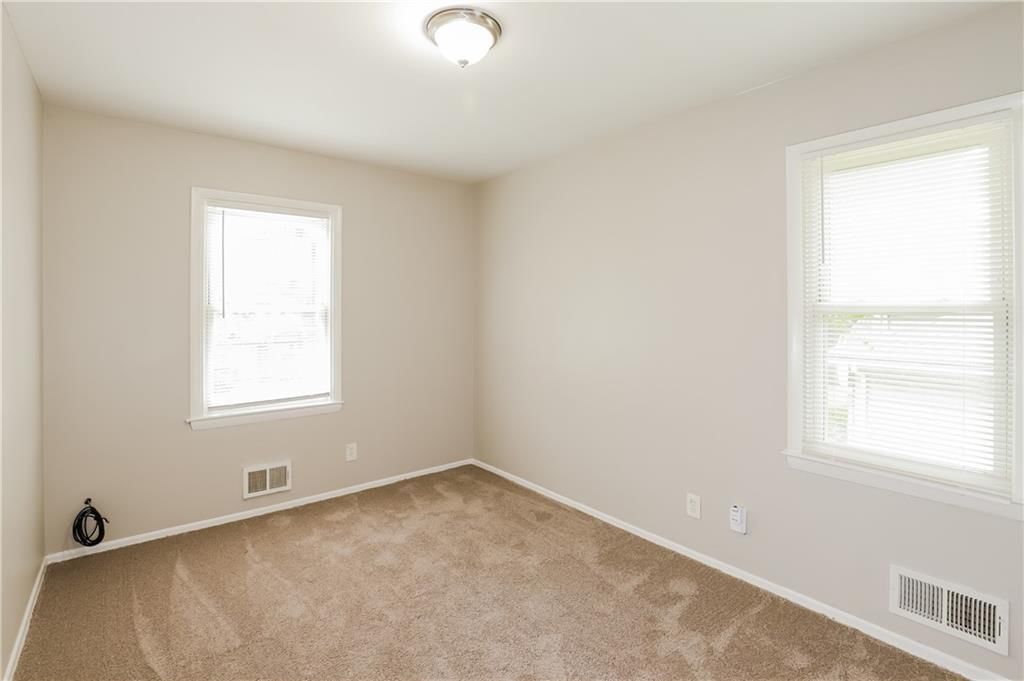 4834 EVANSTON Avenue — photo 11