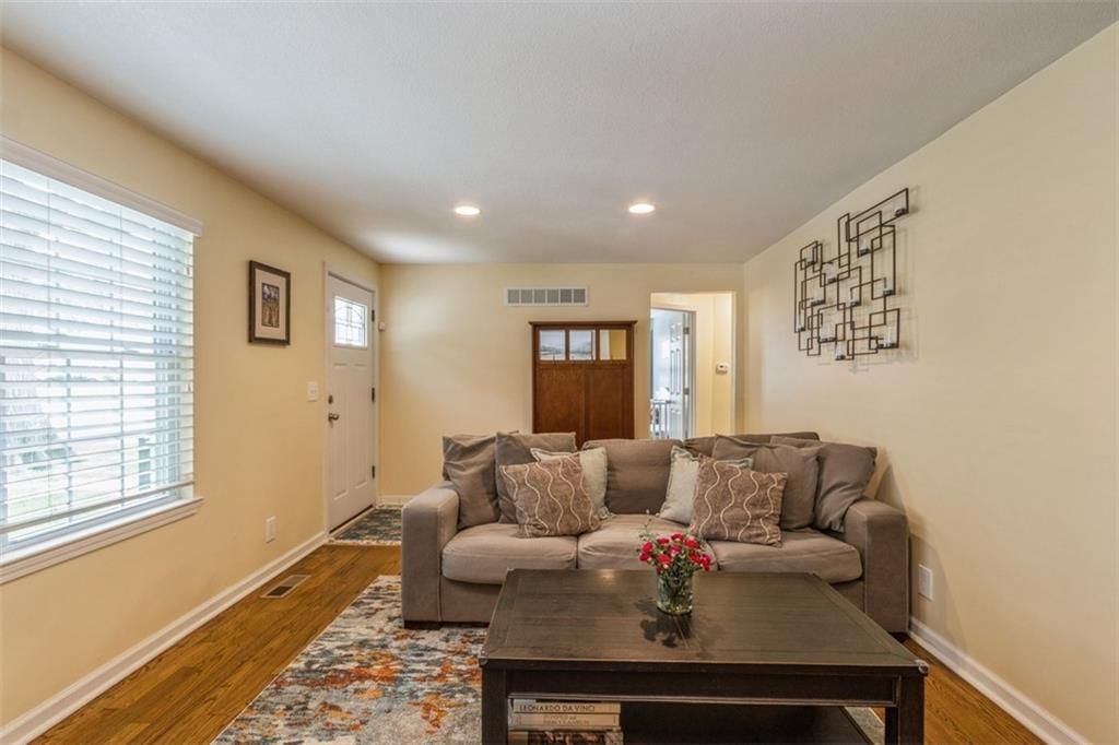 5334 Birch Street — photo 5