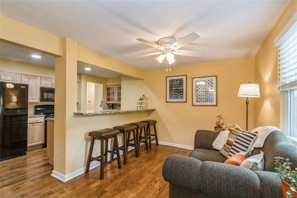 5334 Birch Street — photo 7