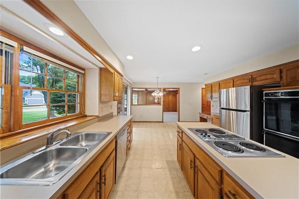 9509 W 116th Terrace — photo 31