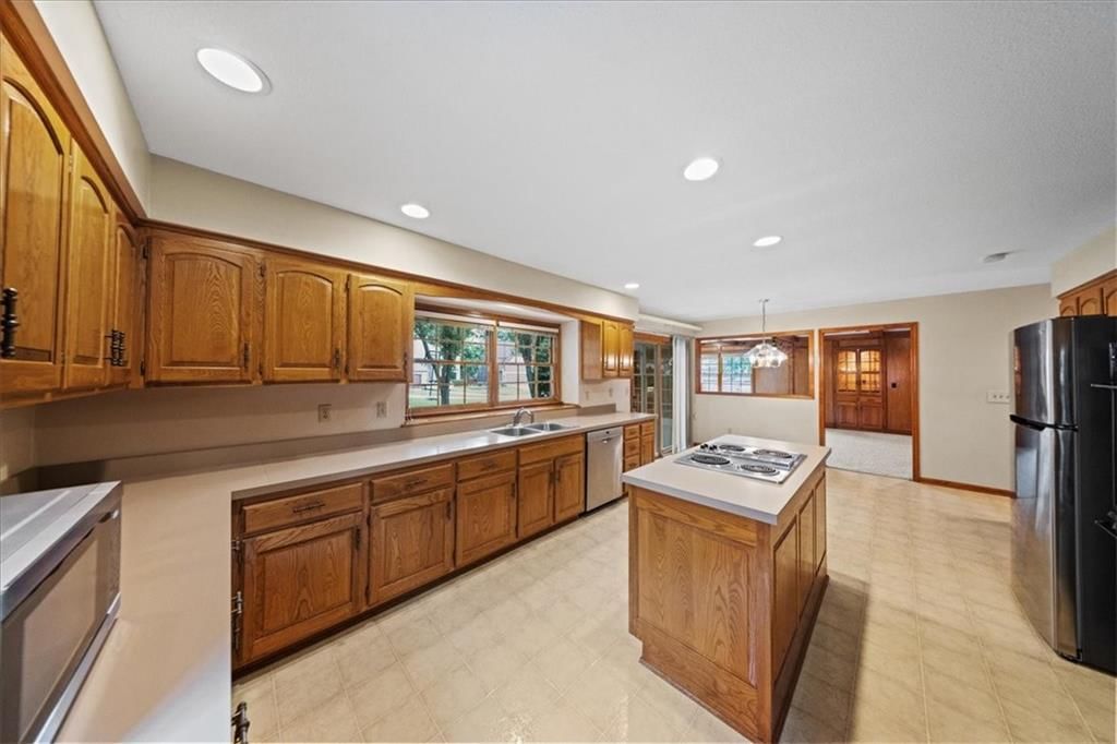 9509 W 116th Terrace — photo 32