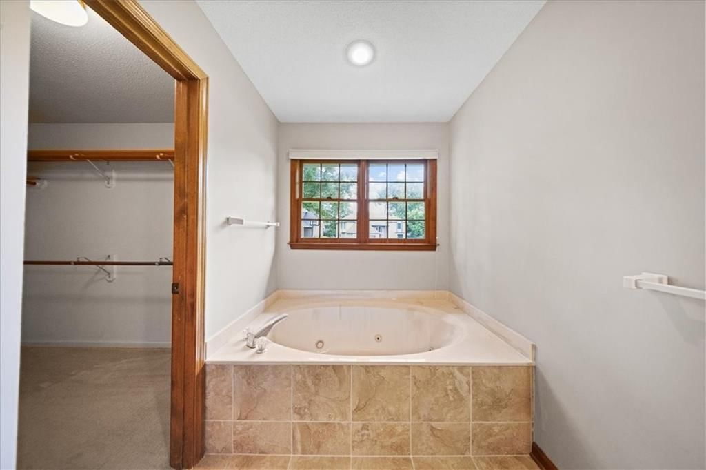 9509 W 116th Terrace — photo 43