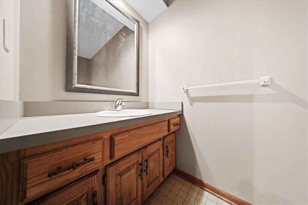 9509 W 116th Terrace — photo 49