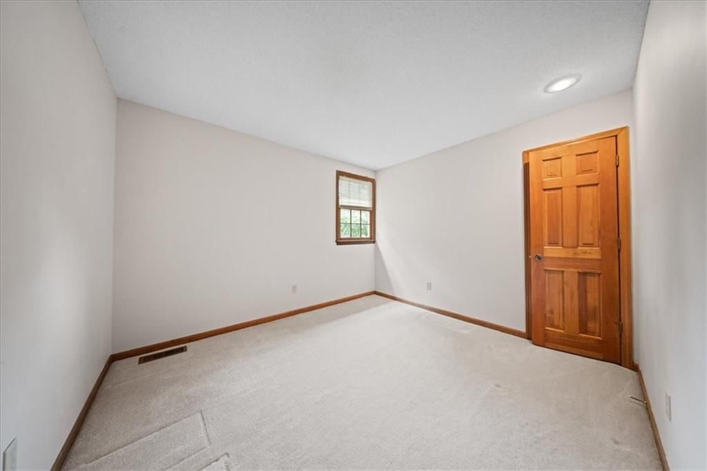 9509 W 116th Terrace — photo 57