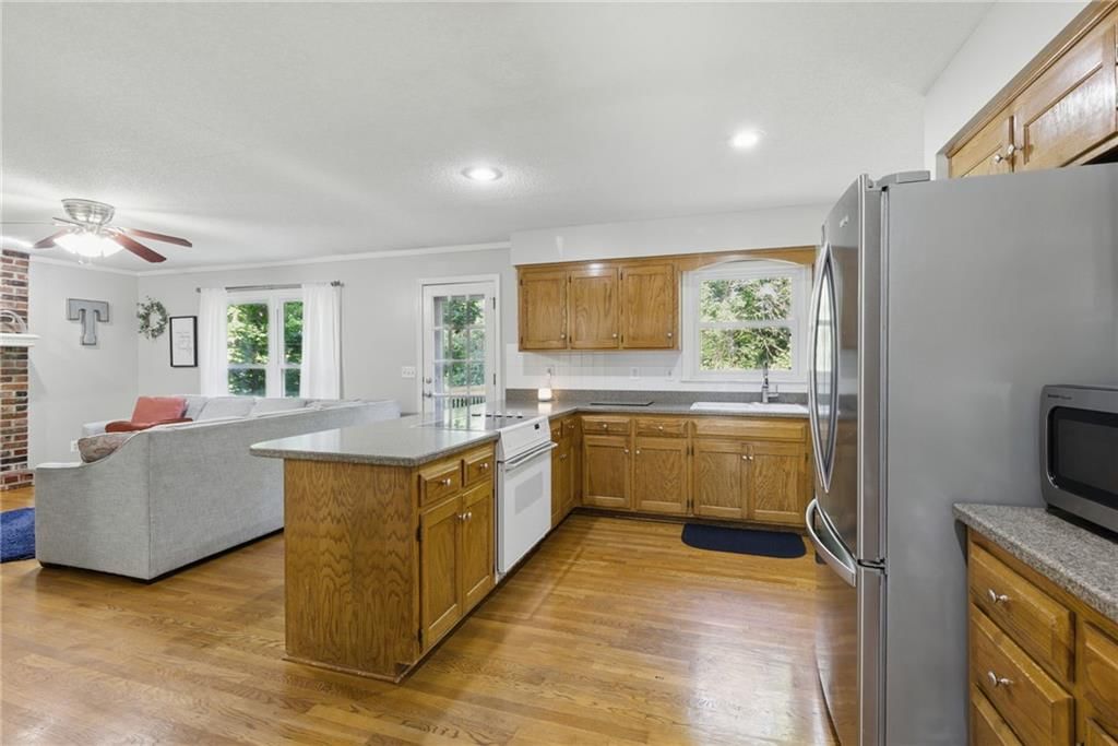 11409 Riley Street — photo 18