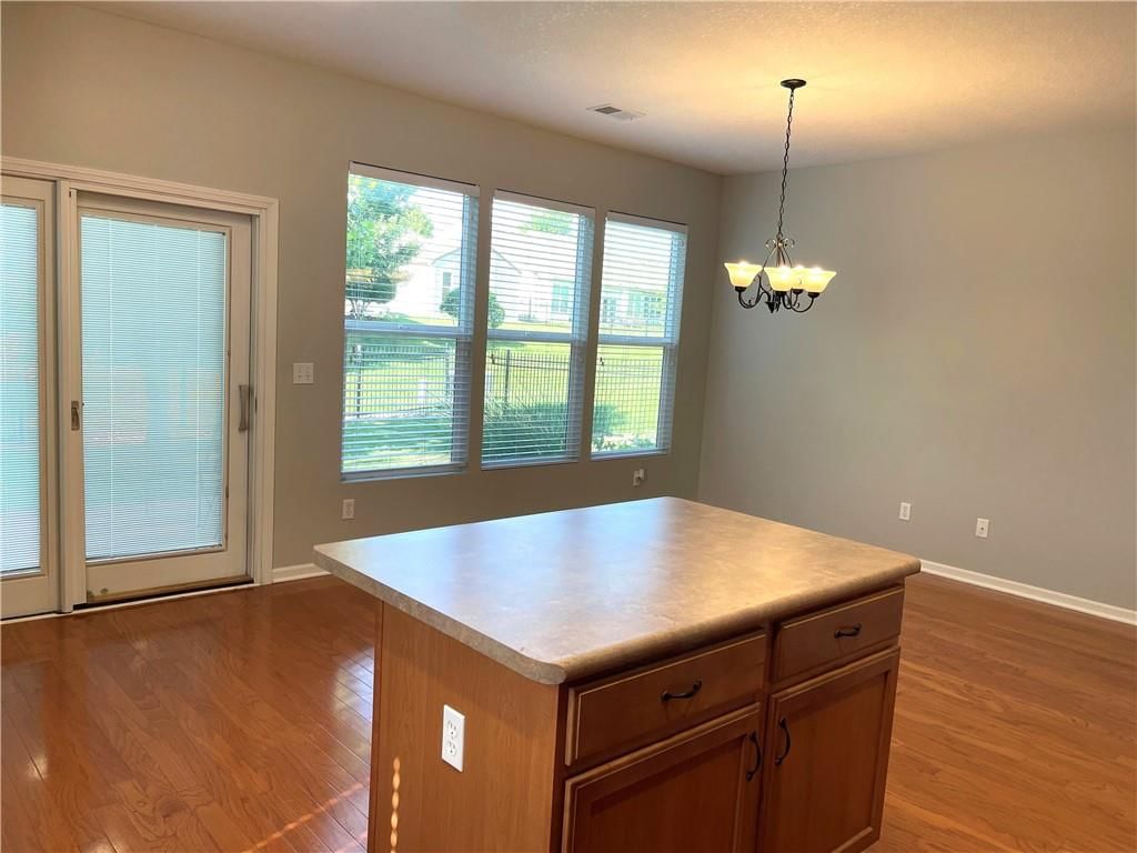 23424 W 90TH Terrace — photo 7
