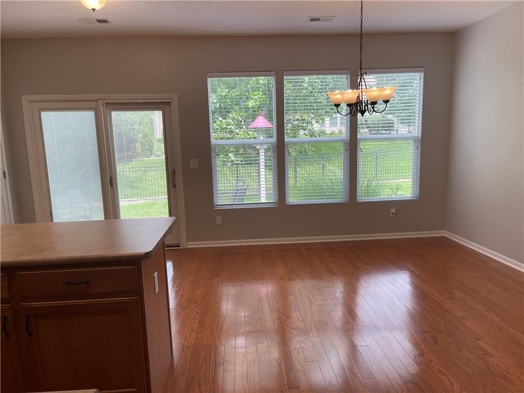 23424 W 90TH Terrace — photo 8
