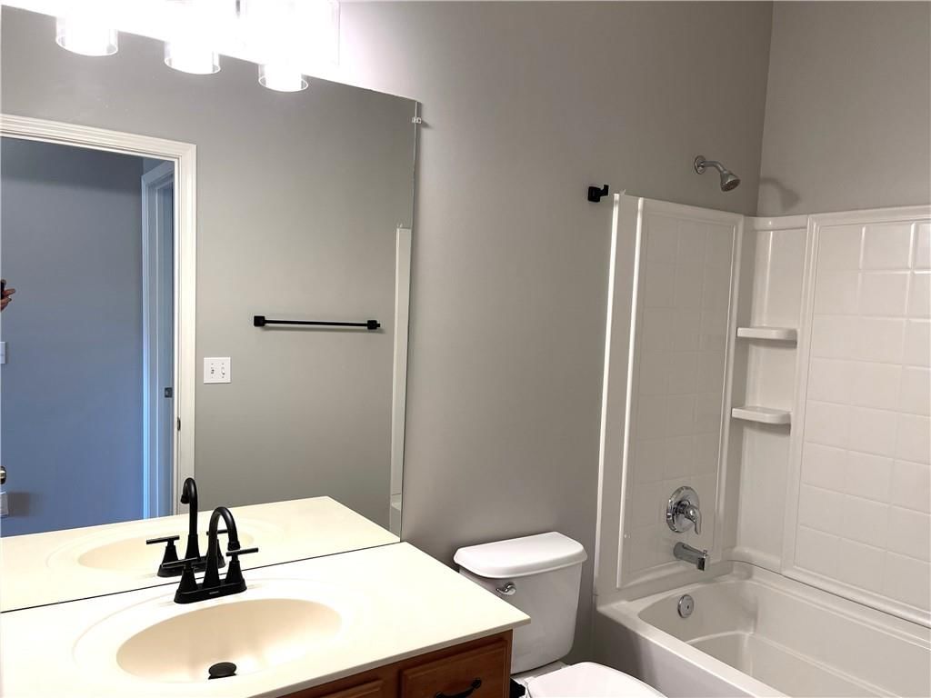 23424 W 90TH Terrace — photo 17