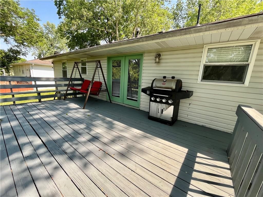 1526 E Hayward Avenue — photo 5