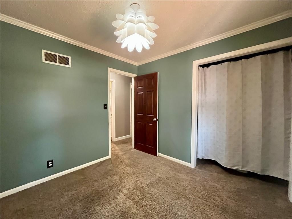 1526 E Hayward Avenue — photo 18