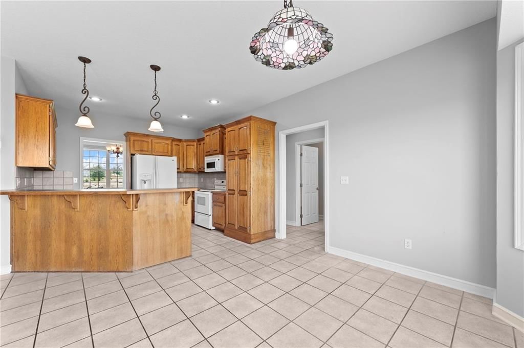 Photo 20 of 69 - 15890 Woodend Road