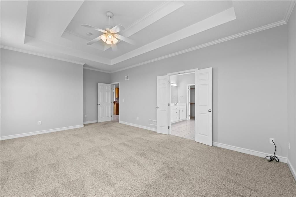 Photo 26 of 69 - 15890 Woodend Road
