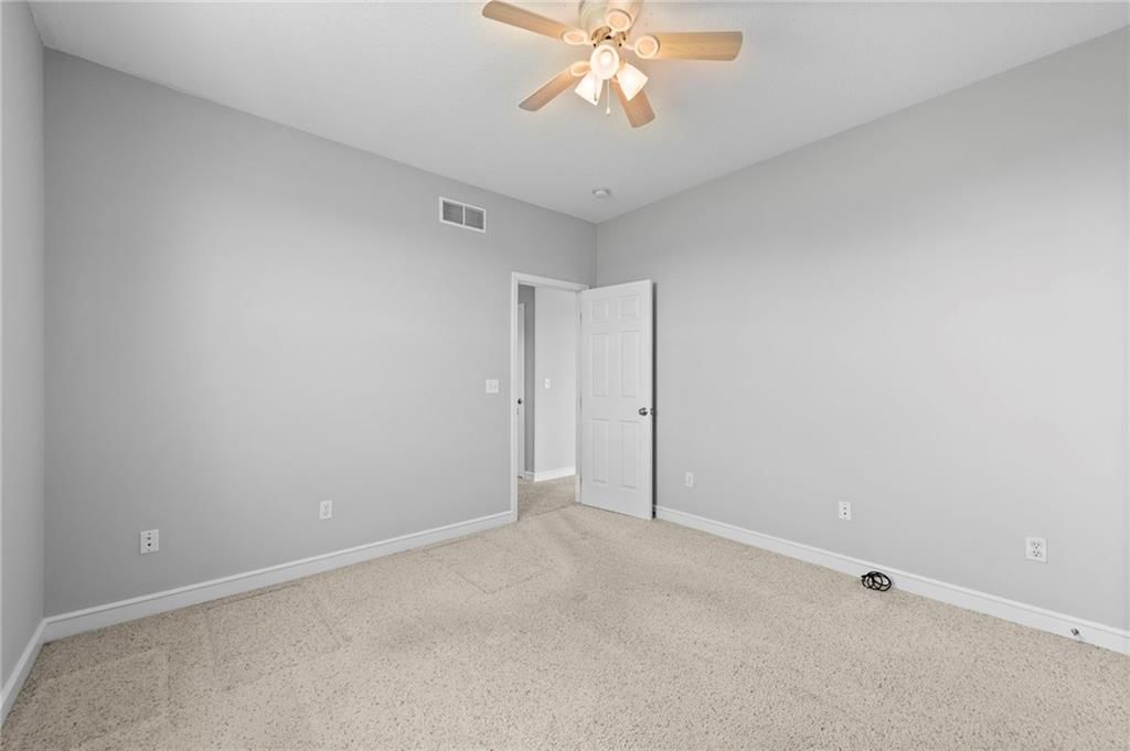 Photo 35 of 69 - 15890 Woodend Road