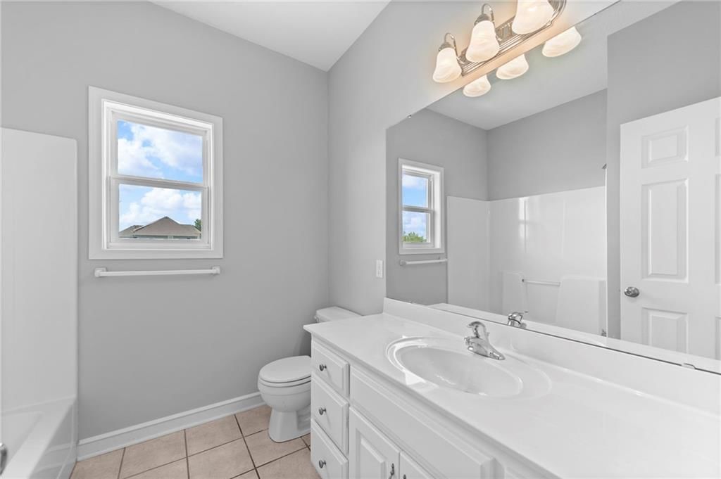 Photo 37 of 69 - 15890 Woodend Road