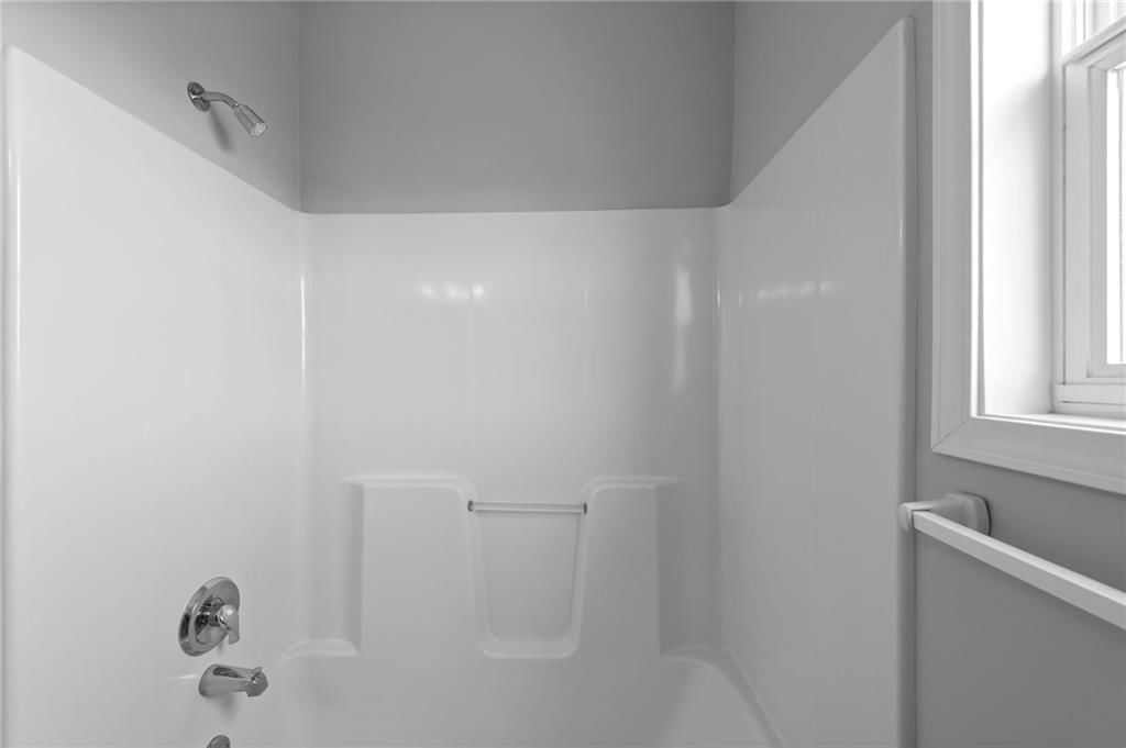 Photo 38 of 69 - 15890 Woodend Road