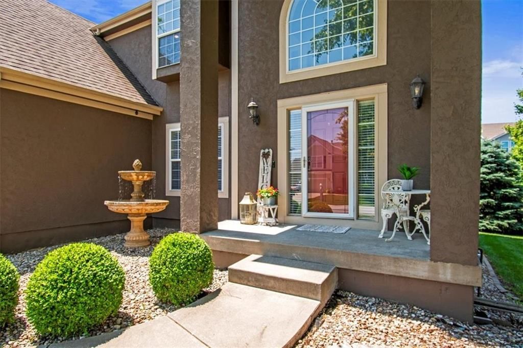600 SW GENTRY Lane — photo 7