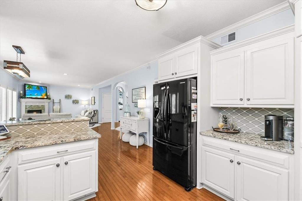 600 SW GENTRY Lane — photo 14